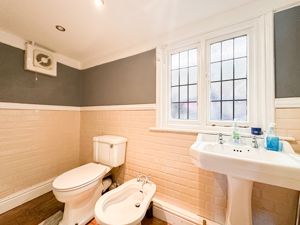 Photo 23- click for photo gallery